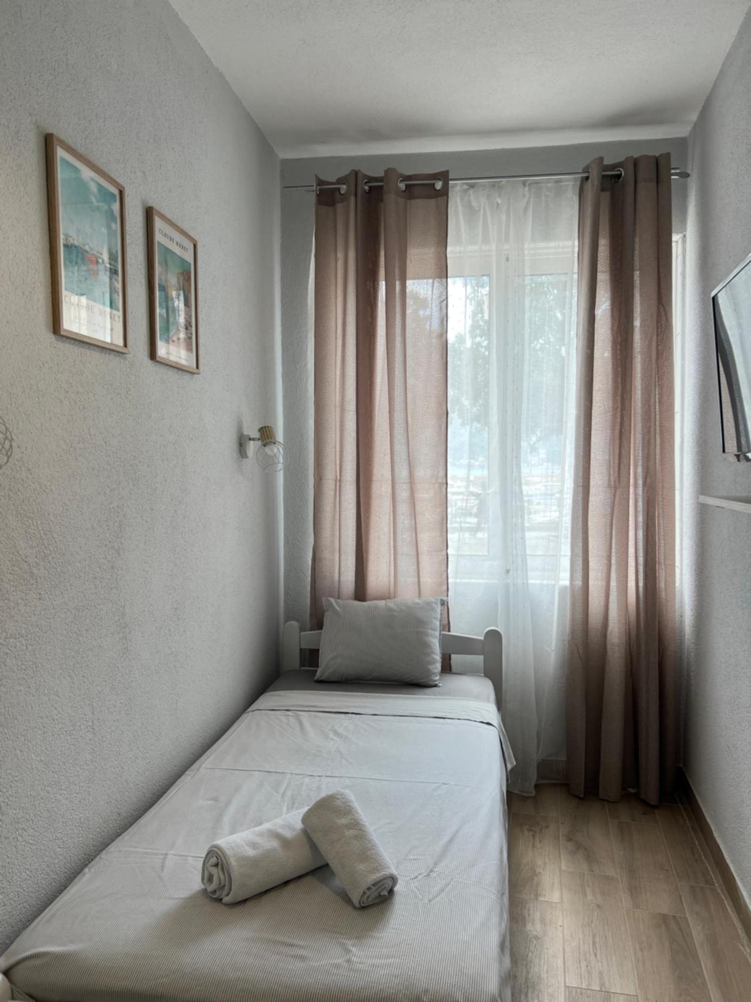 Apartments Astoria Hn Herceg Novi Exterior photo