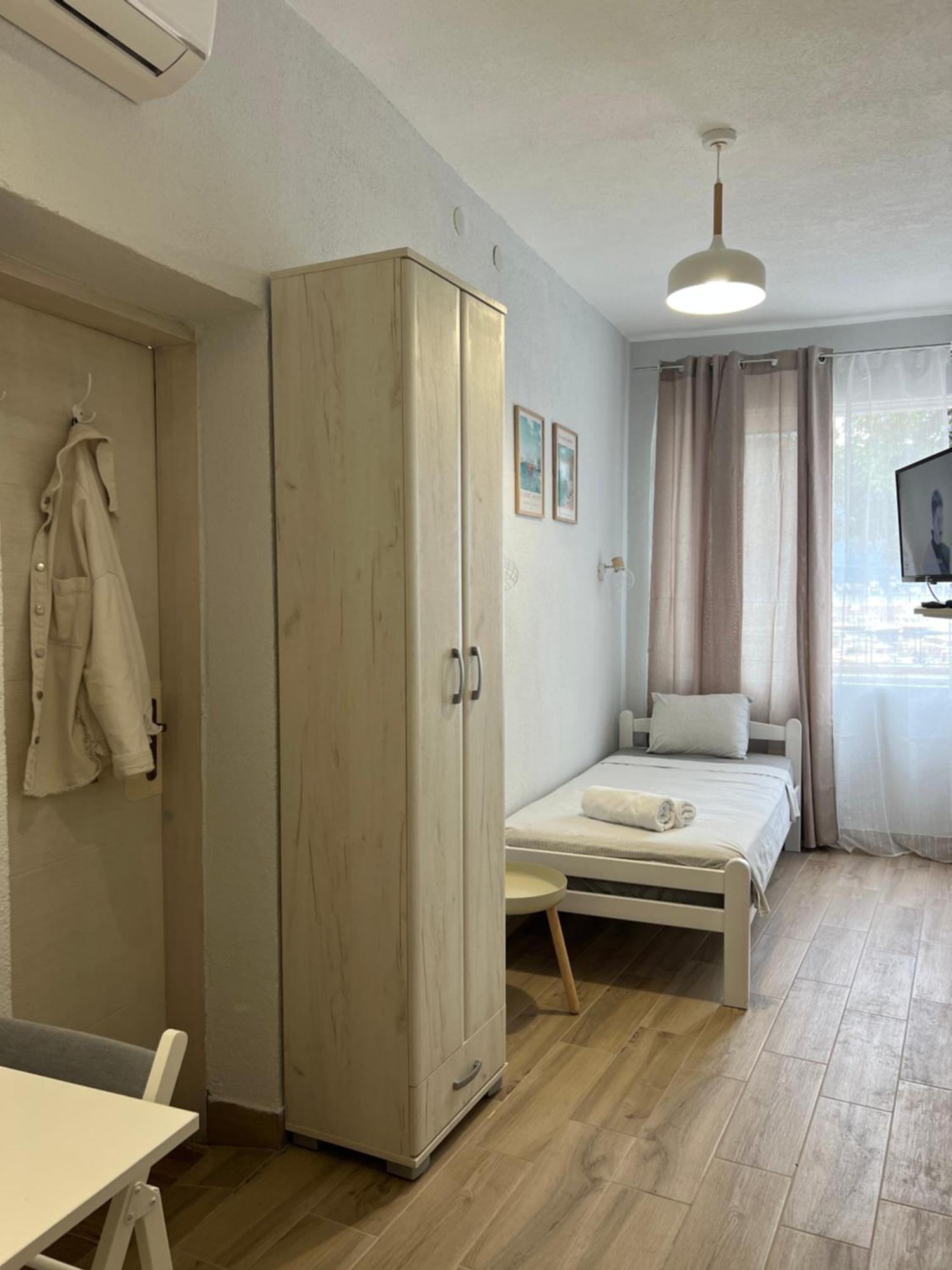 Apartments Astoria Hn Herceg Novi Exterior photo