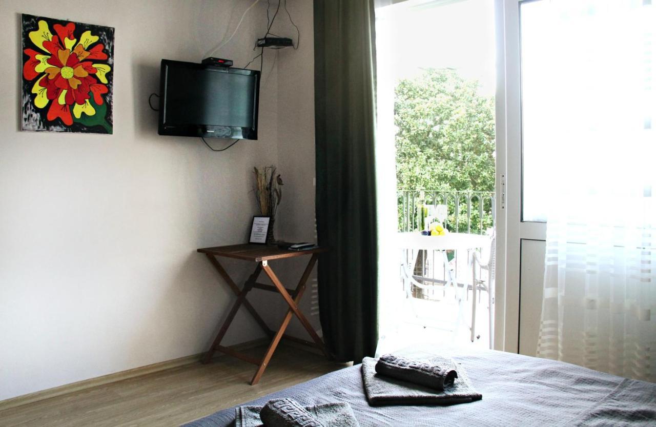 Apartments Astoria Hn Herceg Novi Exterior photo